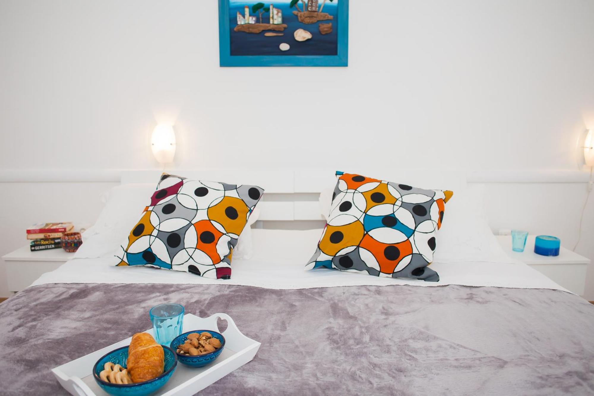 Hana Home - Apartments Tisno Rom bilde
